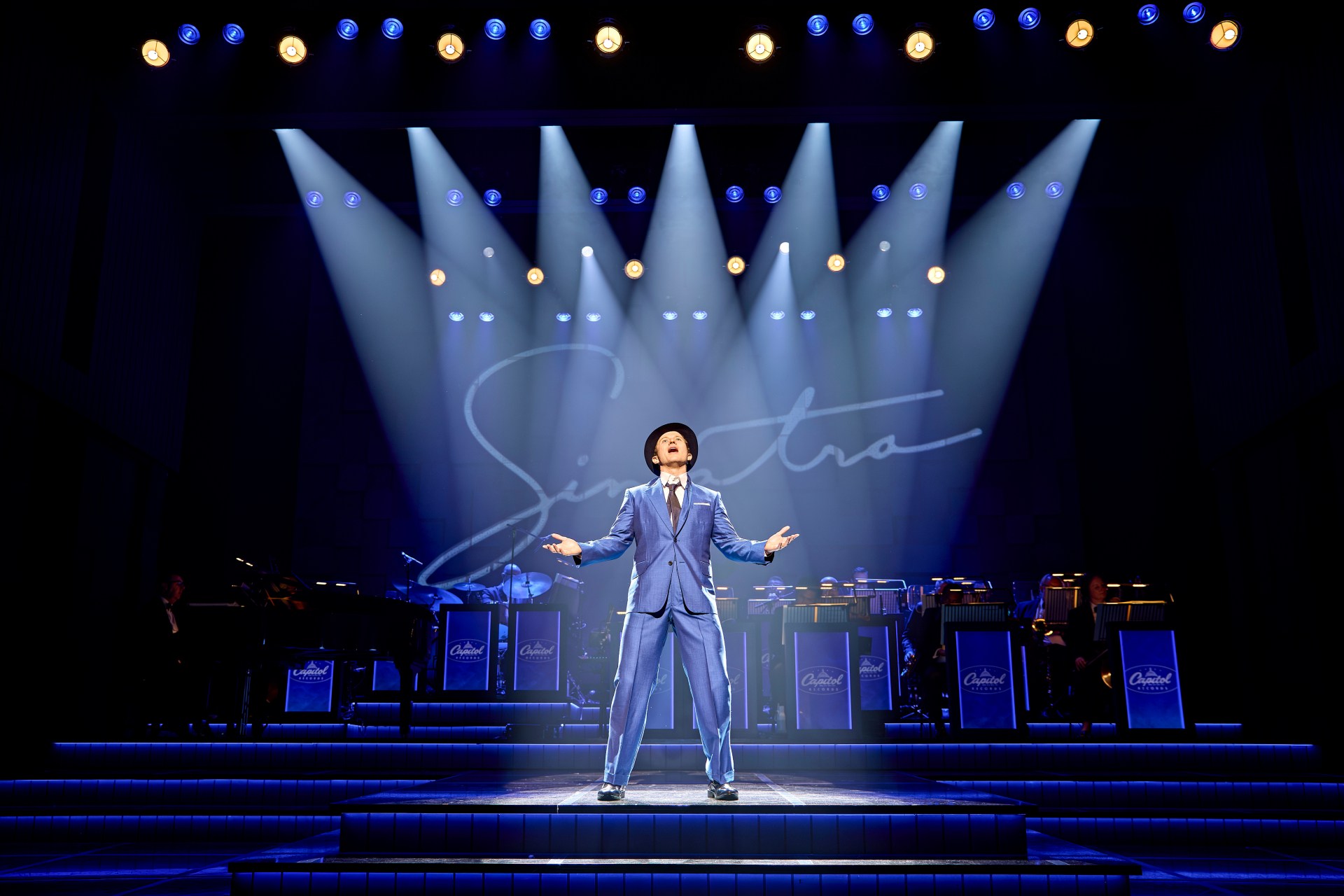 Reservar Sinatra The Musical en Londres